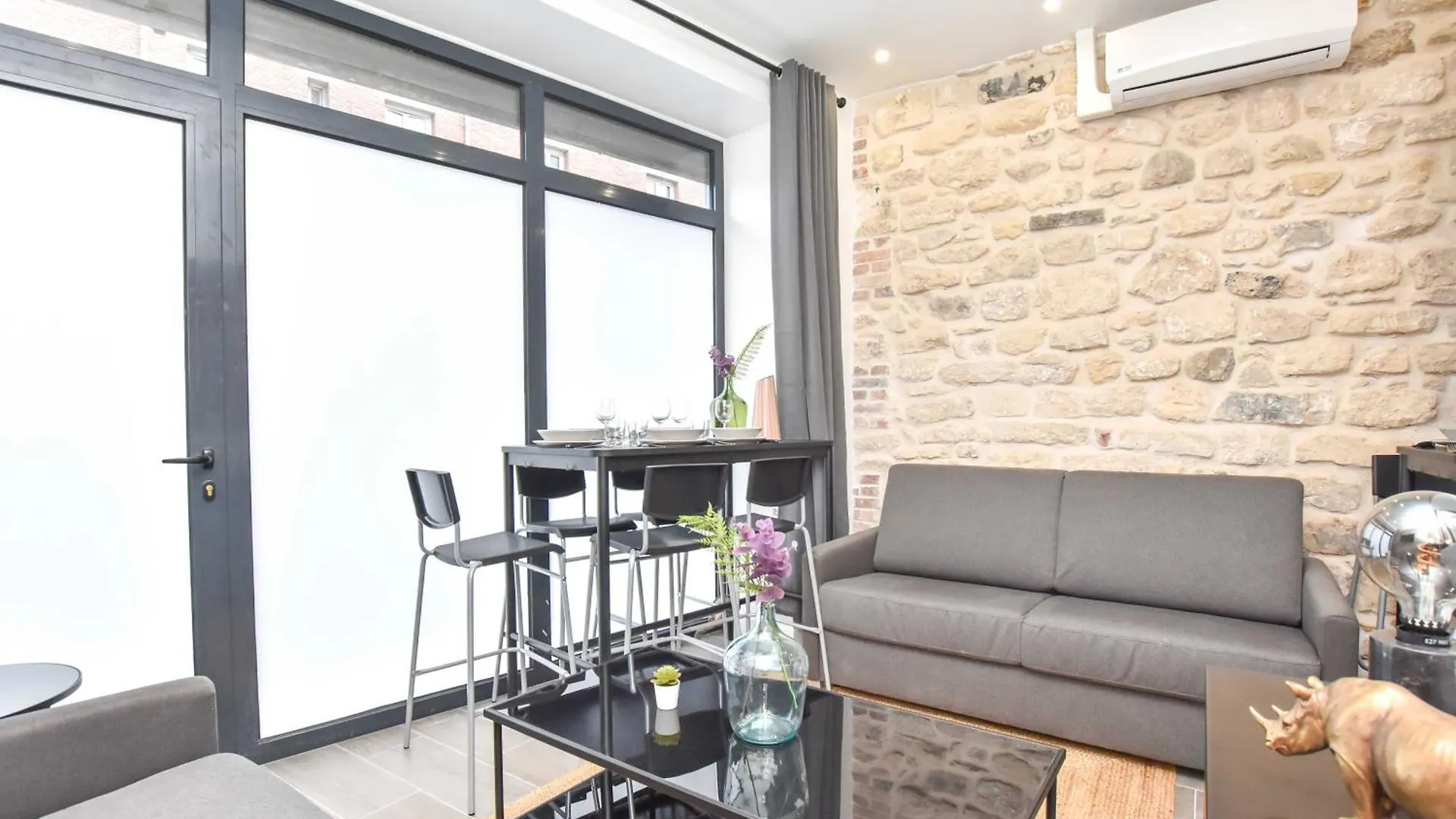 Family - 4br - 10p - Menilmontant Apartment Paris